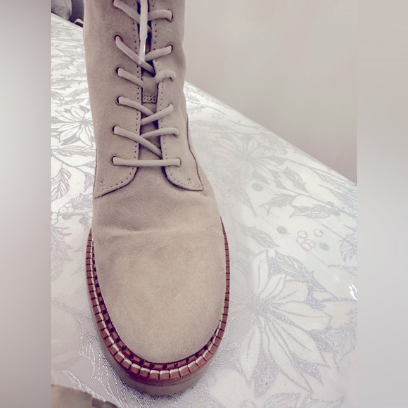 Vince Women's Cabria Lace Up Lug Sole Boots in Farro Size 10M water repellent - Picture 6 of 16